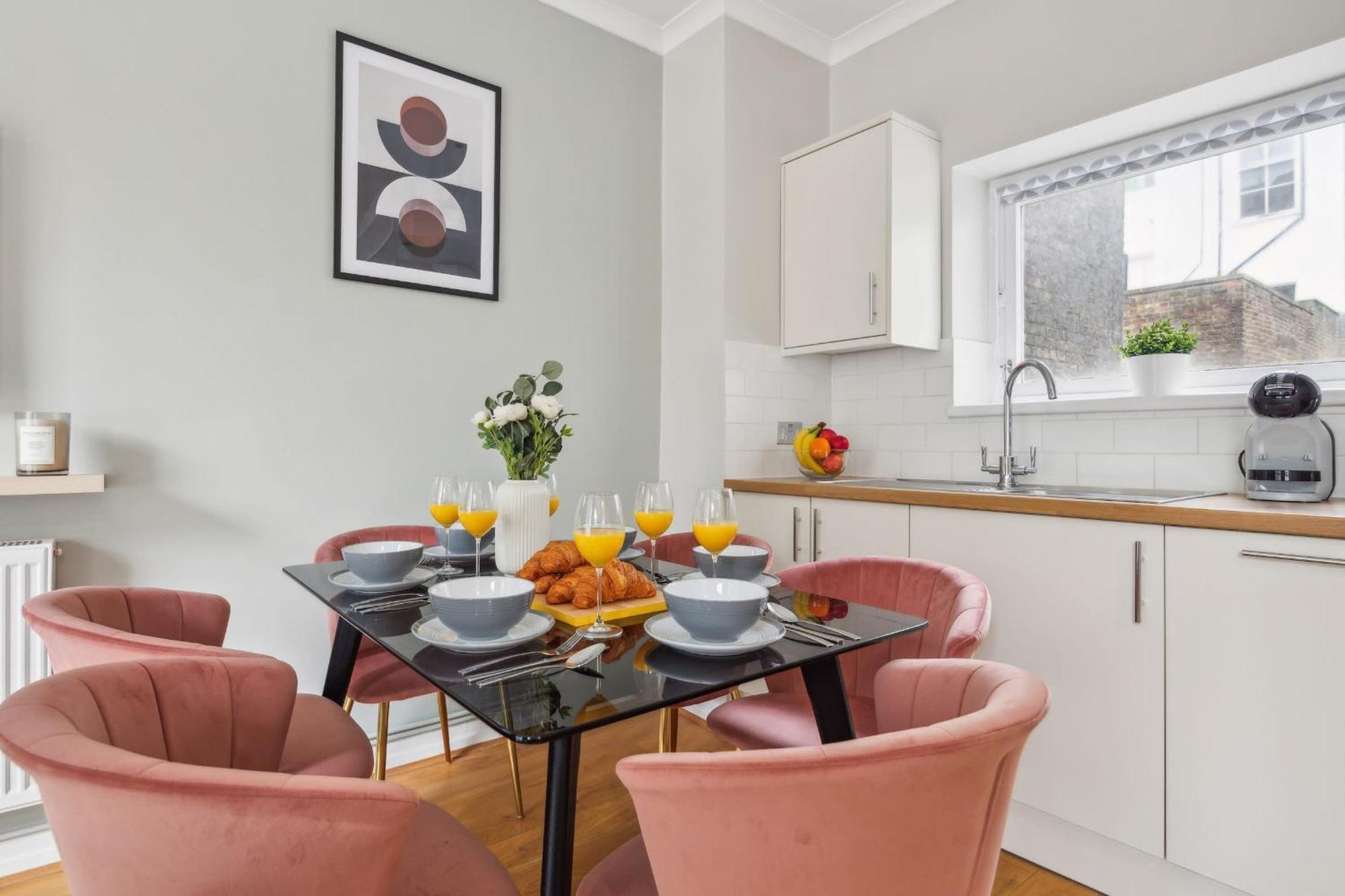 The Heart Of Westminster - 2Br - Cityapartmentstay Лондон Екстер'єр фото