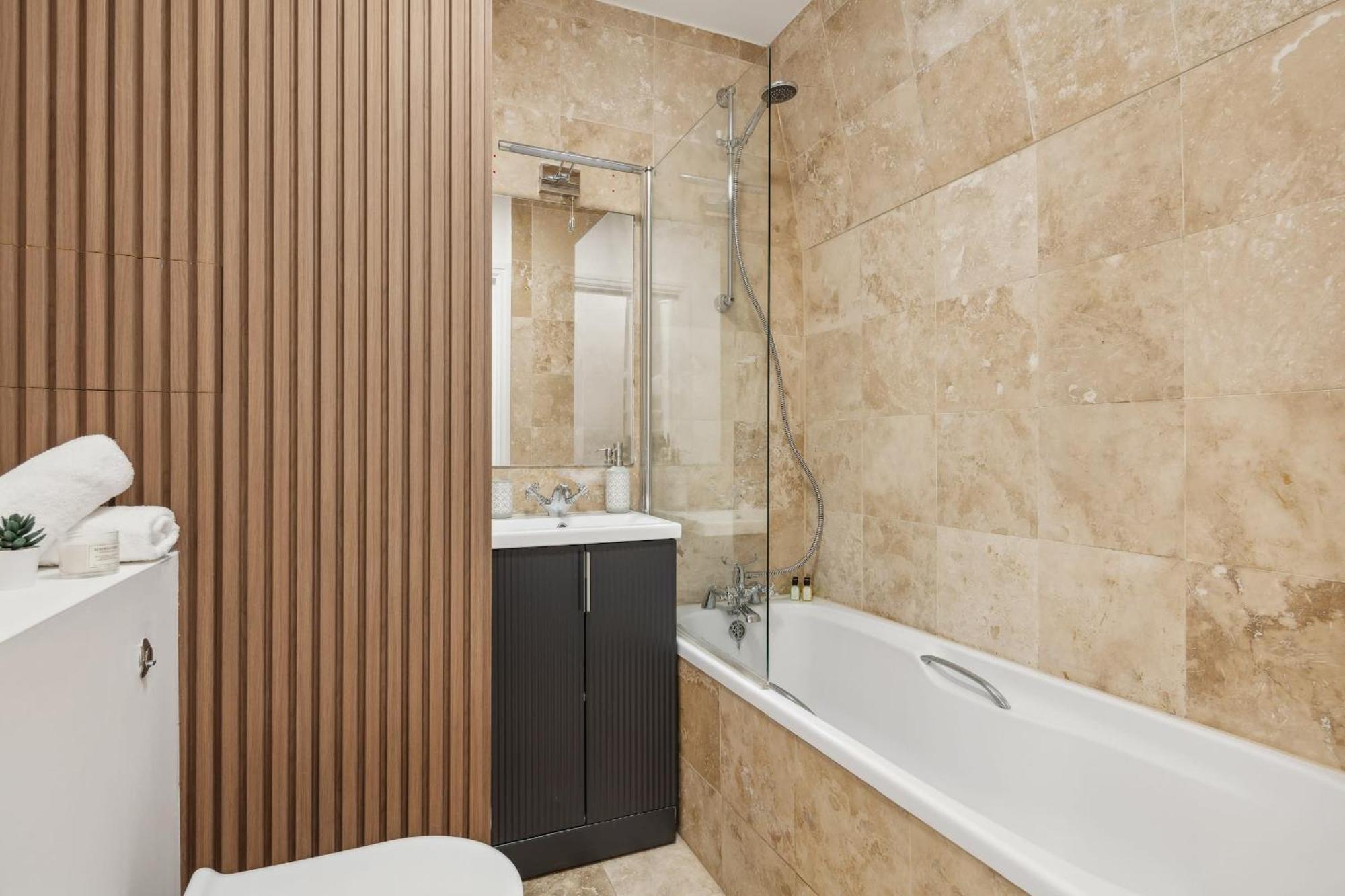 The Heart Of Westminster - 2Br - Cityapartmentstay Лондон Екстер'єр фото